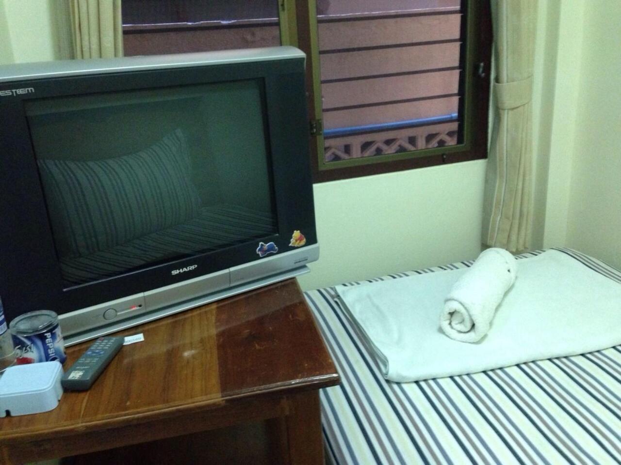 Baan Taweesuk Guest House HHQ Rum bild